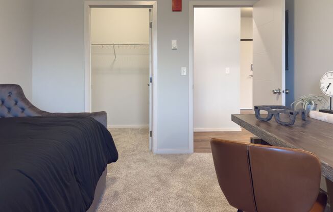 2 beds, 2 baths, 1,010 sqft, $1,710, Unit 2 - 117