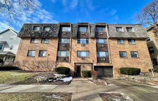 2639 N Prospect Ave