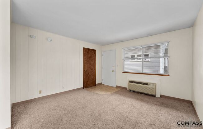 1 bed, 1 bath, 480 sqft, $875, Unit 221