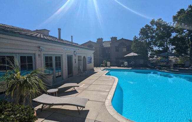 2 beds, 2 baths, $2,750, Unit UNIT 2737