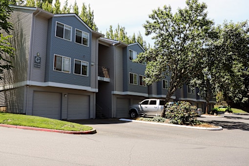 Exterior Landscape at Townfair Apartments, Gresham, OR, 97030
