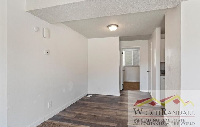 2 beds, 1 bath, 850 sqft, $1,250, Unit 1054