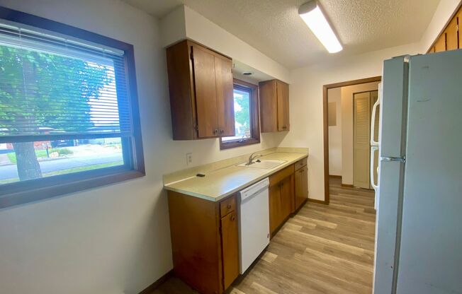 2416 - 2418 N 6th