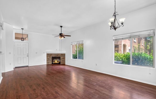 *MOVE-IN READY* LOWER LEVEL 2-BEDROOM 2-BATH CONDO!