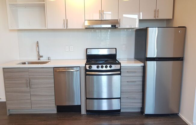 1 bed, 1 bath, 325 sqft, $1,655, Unit 510