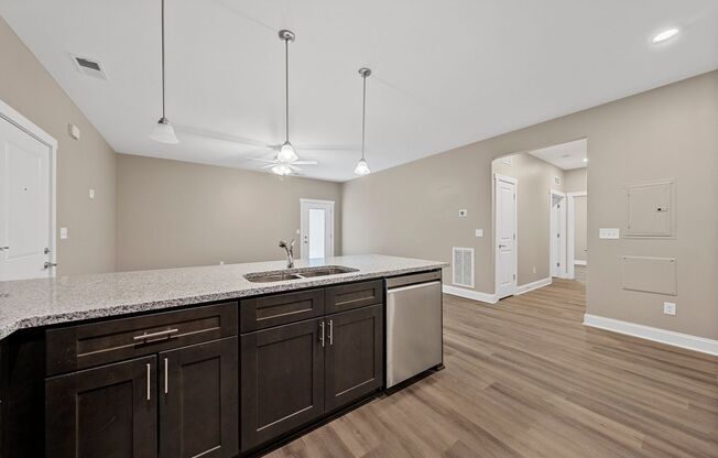 2 beds, 2 baths, 1,052 sqft, $1,065, Unit 123