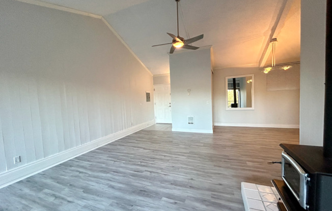 Sixty 01 Condominiums - Redmond