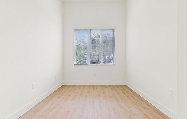 2 beds, 2 baths, 803 sqft, $1,995, Unit 106