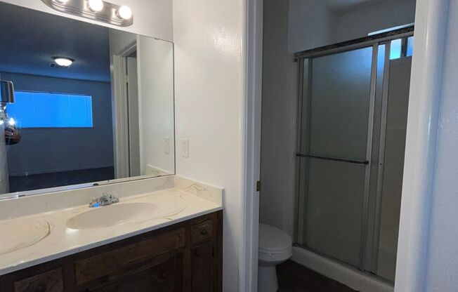 2 beds, 2 baths, $1,350, Unit 2732