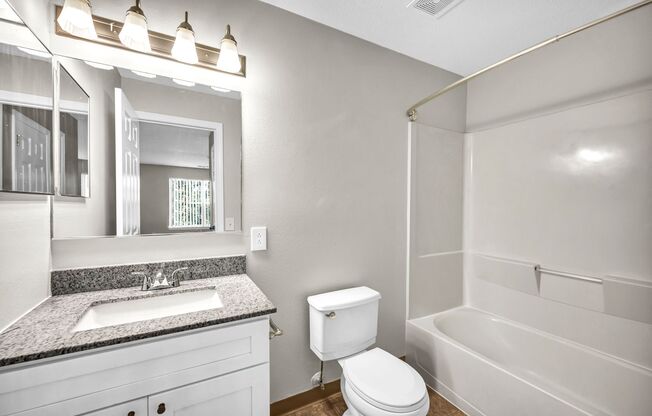 2 beds, 1 bath, 1,024 sqft, $2,245, Unit 10-19