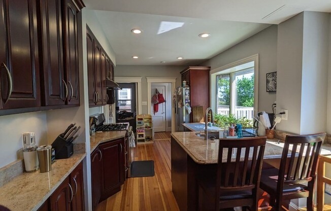 51 ALGONQUIN RD