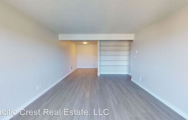 2 beds, 1 bath, 918 sqft, $2,175, Unit 3