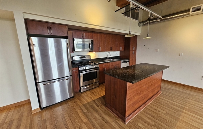 1 bed, 1 bath, 786 sqft, $2,000, Unit 110