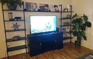 2 beds, 2 baths, $1,850, Unit # 1025