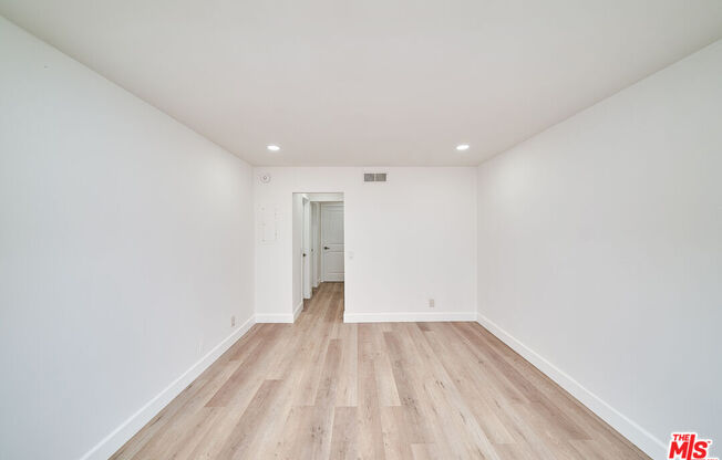 1 bed, 2 baths, 971 sqft, $3,599, Unit 508