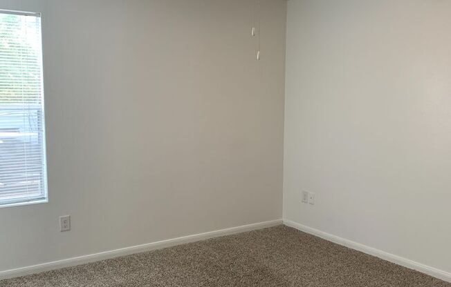 2 beds, 2 baths, 1,003 sqft, $1,120, Unit 3009