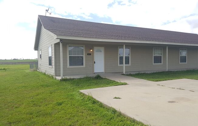 Nice Duplex Available in Weatherford
