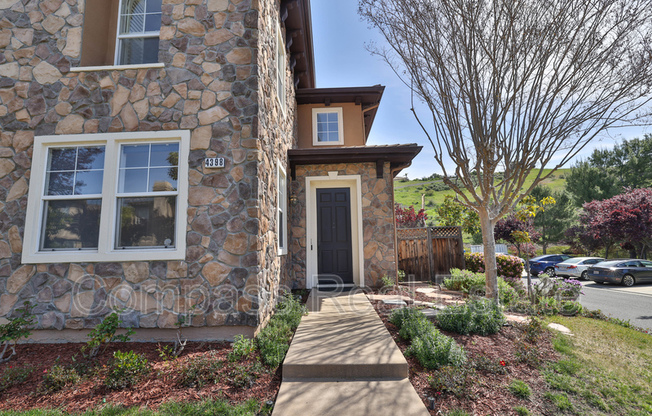 4398 TRAILSIDE WAY