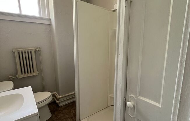 222 W Magnolia