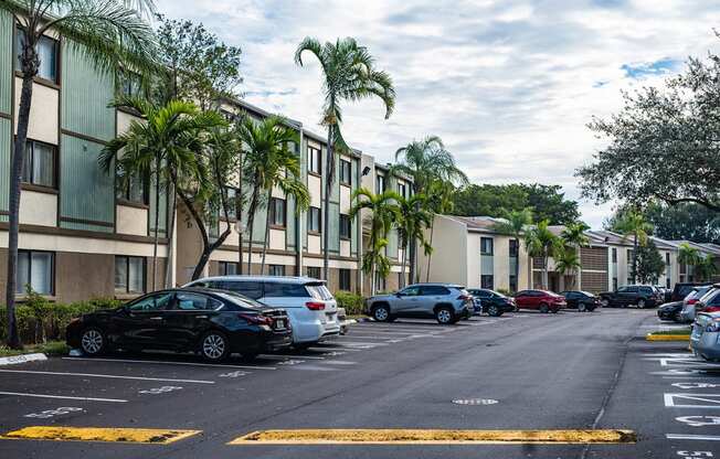 Exterior View at Fairways of Inverrary, Lauderhill