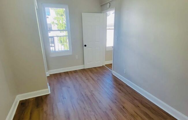 2 beds, 1 bath, 720 sqft, $1,675, Unit 67 Oak Street 3rd Floor