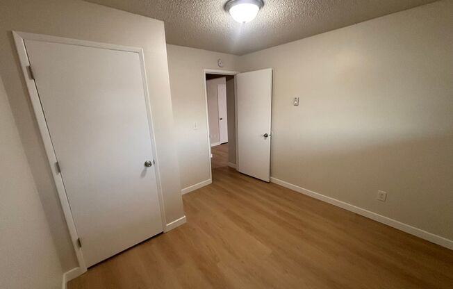 2 beds, 1 bath, 845 sqft, $1,695, Unit 37