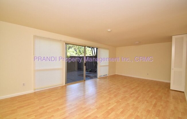 116 SURREY LN