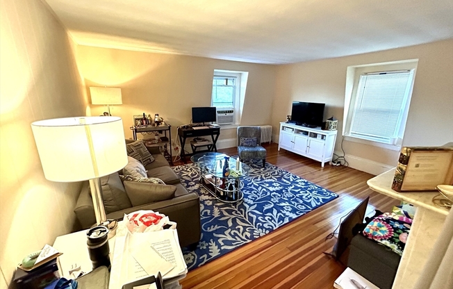 41 MT VERNON ST