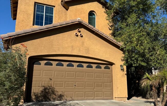 4 bedroom in Sun Groves in Chandler