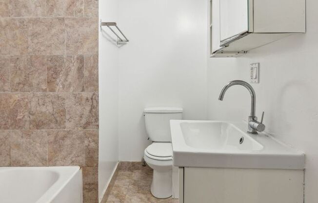 5 beds, 4.5 baths, 1,500 sqft, $3,600, Unit 3414 - A