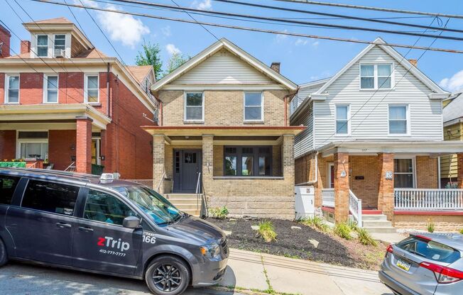 Stunning 3 bedroom home in Pittsburgh available September 15th!