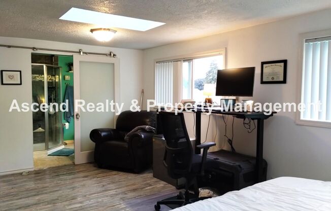 3 beds, 2 baths, $2,475