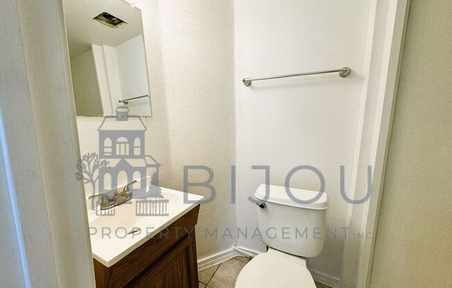 1 bed, 1 bath, $850, Unit 429 1/2