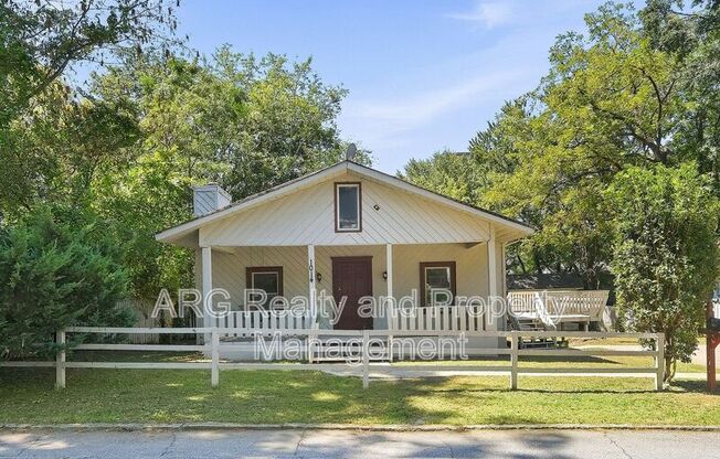 1014 CURRAN ST NW