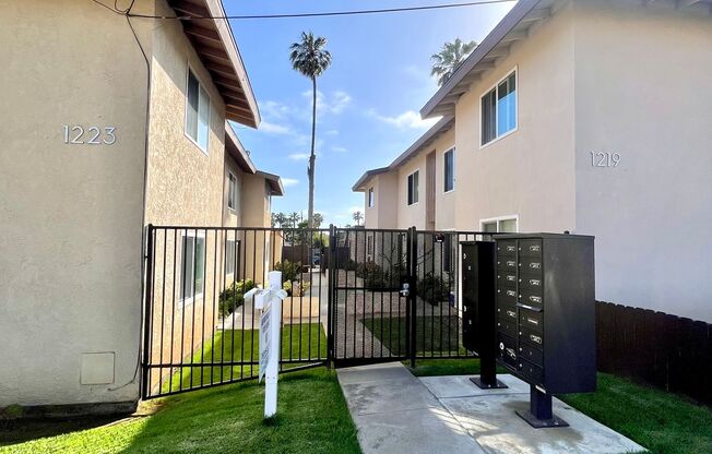 1219 1223 MITCHELL ST