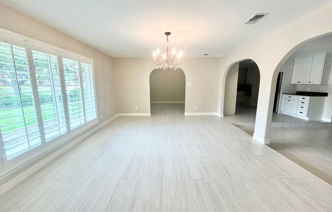 4 beds, 2.5 baths, $3,000