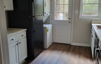 2 beds, 1 bath, $1,350