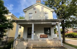 4 BED HISTORIC BLOOMINGTON HOUSE!! *AVAILABLE AUGUST 2026*