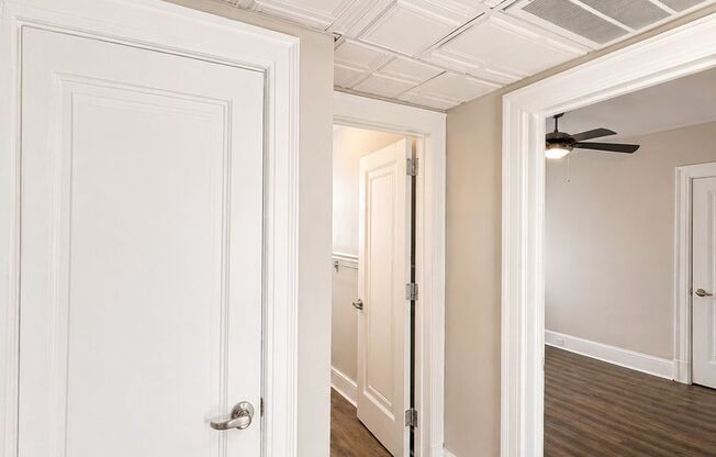 2 beds, 1 bath, 830 sqft, $1,495, Unit A9