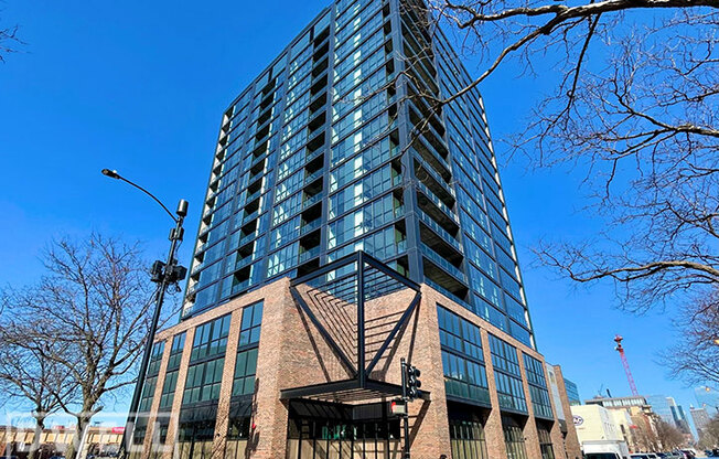 1400 W RANDOLPH ST