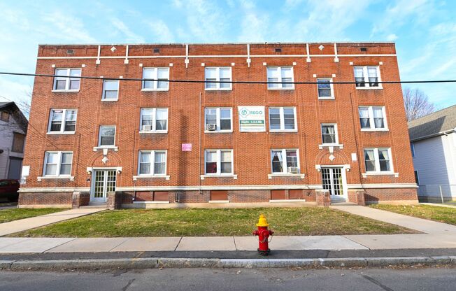 60-62 School St / Rosario Properties, LLC