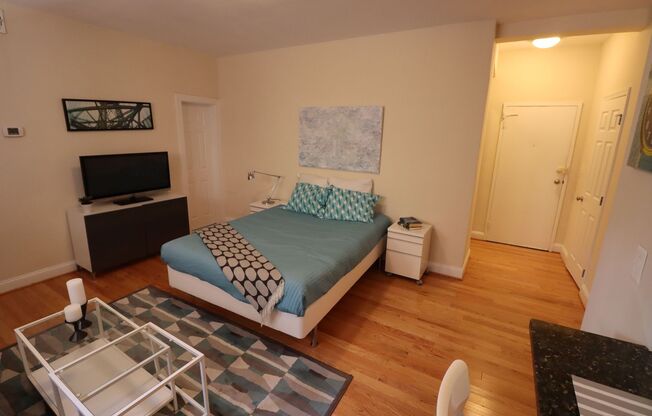 Studio, 1 bath, 407 sqft, $1,850, Unit W108