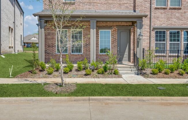 Brand New 3 bd / 2.5 ba Townhouse in Mansfield, TX - Available for Lease!