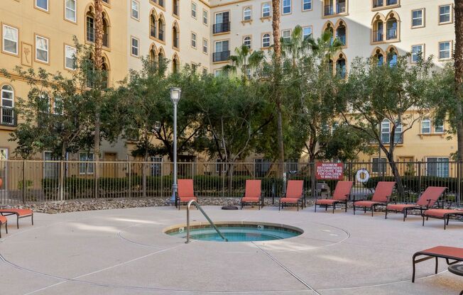 Furnished Exquisite 1-Bedroom Luxury Condo Minutes from the LV Strip with Resort-Style Amenities