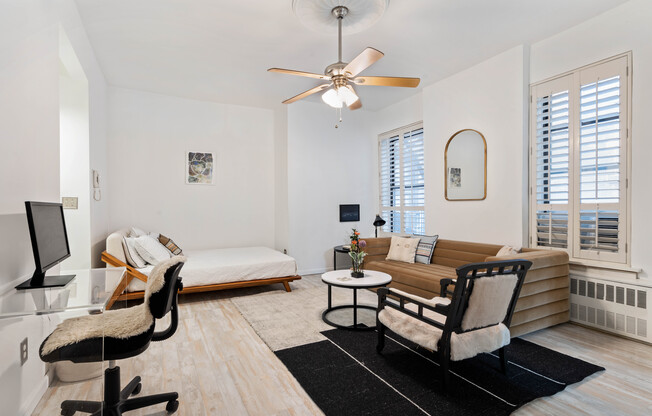 Studio, 1 bath, $3,600, Unit 55