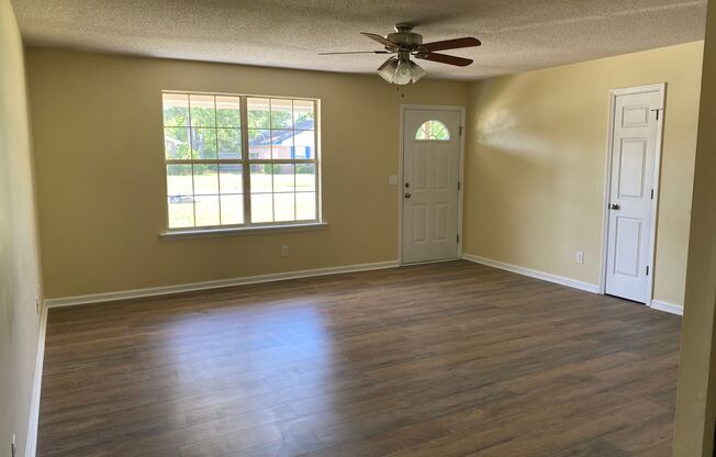825 KILN LN