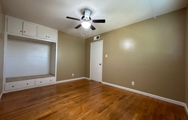 3 beds, 1 bath, $1,675