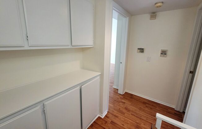 2 beds, 2.5 baths, $2,695, Unit UNIT B