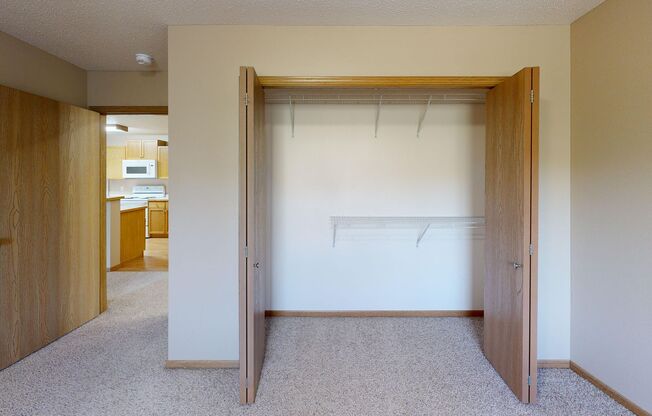 1 bed, 1 bath, 760 sqft, $1,095, Unit 2900-1233