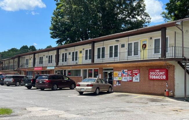 400 W. Jackson Blvd Units Apartments